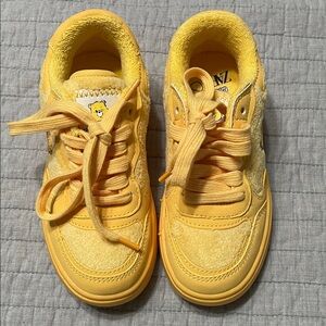 Zara Funshine Care Bears Yellow Kids Shoes Size EUR 29/US 11.5 Colorful Everday